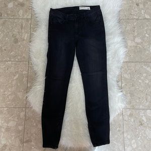 Pistola denim black jeans size 27 with ankle zipper worn twice